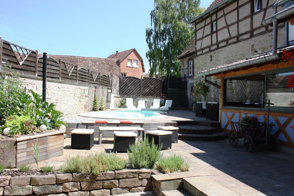 Gites Des Dix Vins Dangolsheim Exterior foto